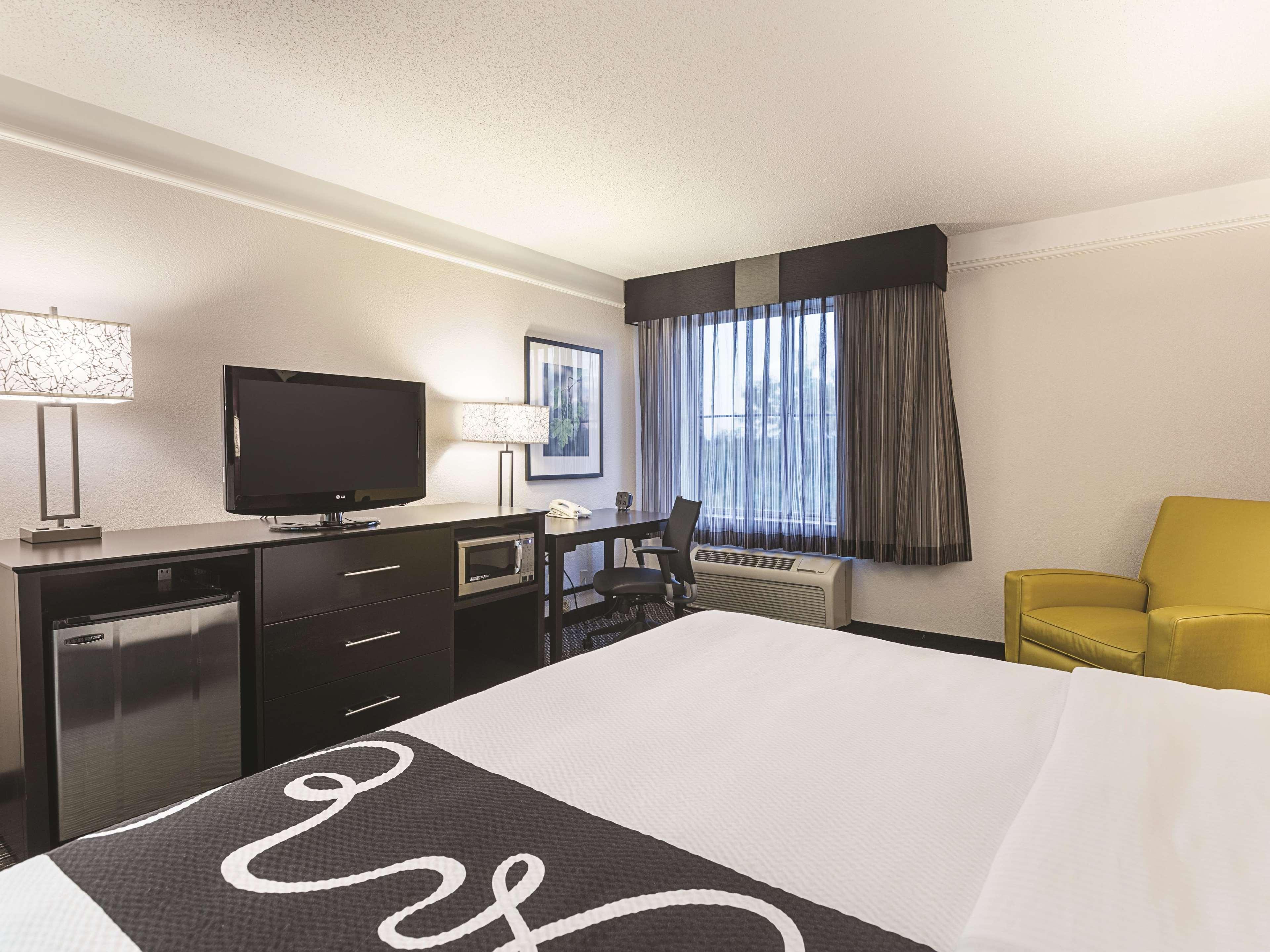 La Quinta By Wyndham Atlanta Roswell Hotel Buitenkant foto